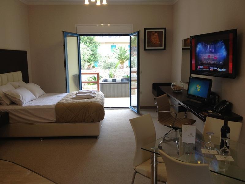 Vrontádos Pearl Bay Hotel Apartments מראה חיצוני תמונה
